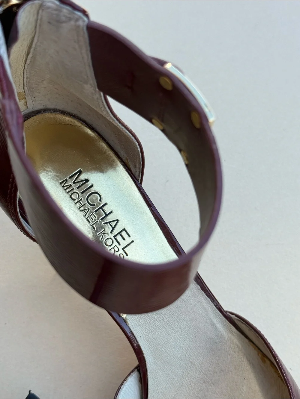 Michael Kors Glossy Burgundy Patent Slingback with Gold Hardware Women Size 7.5